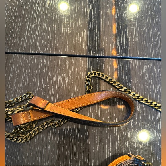 Pratesi Italy leather wristlet bag pouch cross body curio color - Picture 10 of 13